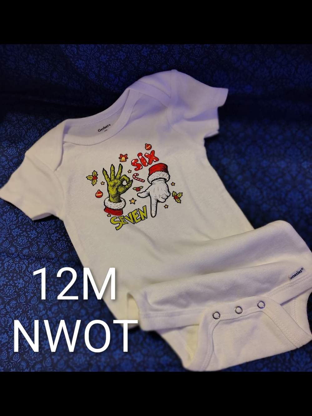 Gerber White Baby Onesie with Festive 6-7 Hand Graphic 12 Months NWOT